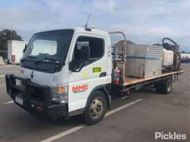 2005 Mitsubishi Canter FE85 - picture2' - Click to enlarge