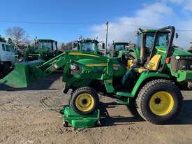 John Deere 3320 Compact Utility Tractor - picture0' - Click to enlarge