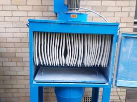 Burwell sandblasting cabinet  - picture2' - Click to enlarge
