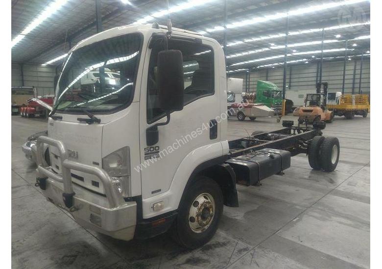 caption Isuzu FRR