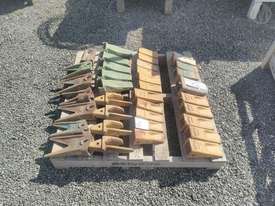 Pallet OF Assorted G.E.T. - picture0' - Click to enlarge