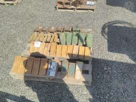 Pallet OF Assorted G.E.T. - picture2' - Click to enlarge