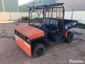 2014 Kubota RTVX90 - picture2' - Click to enlarge