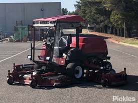 2016 Toro GroundsMaster 5900 - picture2' - Click to enlarge