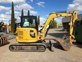 CAT 305E2 EXCAVATOR WITH LOW 1043 HOURS, FULL CAB, CIVIL SPEC, HITCH AND BUCKETS - picture2' - Click to enlarge