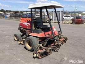 2003 Toro ReelMaster 5500D - picture2' - Click to enlarge