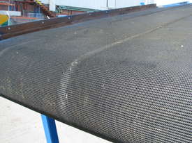 Large Incline Motorised Belt Conveyor - 4.7m long - picture2' - Click to enlarge