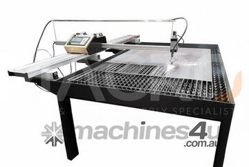 The MACRO Spark 3000 1.5x3m water table + Hypertherm Powermax 45XP Plasma