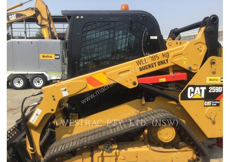 caption CATERPILLAR 259D LRC Skid Steer Loaders