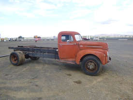 Ford Jailbar Tray Truck - picture1' - Click to enlarge