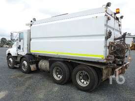 KENWORTH T359 Water Truck - picture2' - Click to enlarge