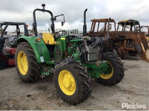 2018 John Deere 5055E