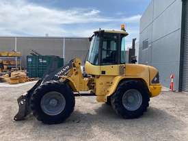 Volvo L45 Wheel Loader - picture2' - Click to enlarge