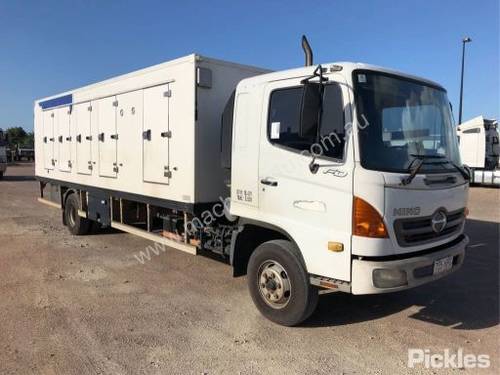 2004 Hino FD1J Ranger