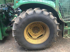 John Deere 6330 FWA/4WD Tractor - picture1' - Click to enlarge