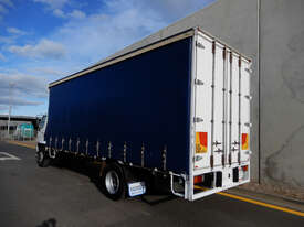 Mitsubishi FM600 Curtainsider Truck - picture1' - Click to enlarge