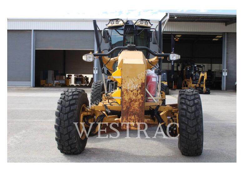 caption CATERPILLAR 140M2AWD Mining Motor Grader