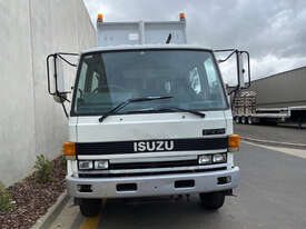 Isuzu FTR800 Tipper Truck - picture1' - Click to enlarge