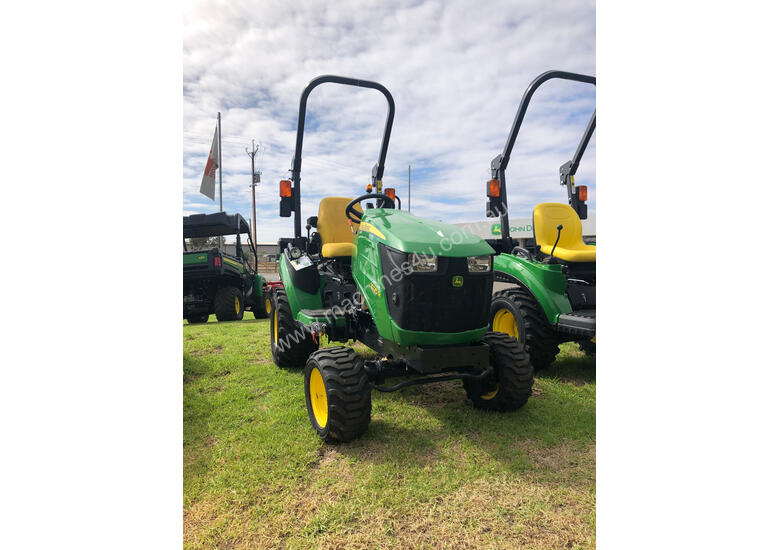 caption John Deere 1025R FWA/4WD Tractor