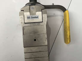 Enerpac Mechanical Manual Wedge Flange Spreader 8 FSM8 Industrial Quality Tool - picture0' - Click to enlarge