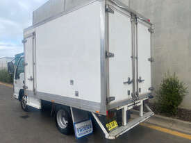 Isuzu NKR200 Refrigerated Truck - picture1' - Click to enlarge