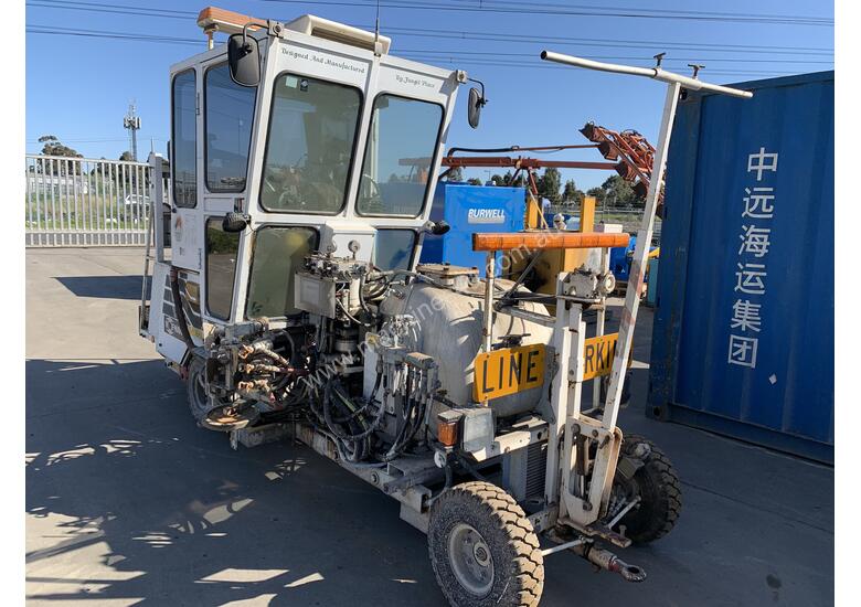 Used 2004 hoffmann Hoffman H181 Thermo Road Line Marking Machine Road