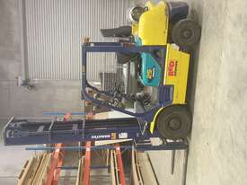 Forklift komatsu 2.5t - picture2' - Click to enlarge