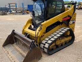 2014 Caterpillar 259D Skid Steer  - picture0' - Click to enlarge