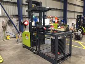 1.58t CLARK Electric Order Picker - Hire - picture0' - Click to enlarge