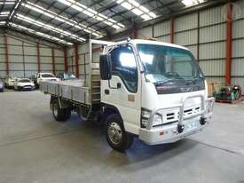 Isuzu NPR 200 Tradepack - picture0' - Click to enlarge