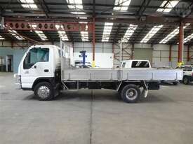 Isuzu NPR 200 Tradepack - picture2' - Click to enlarge