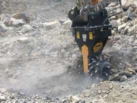 Excavator rock grinder MB-R900 - picture0' - Click to enlarge