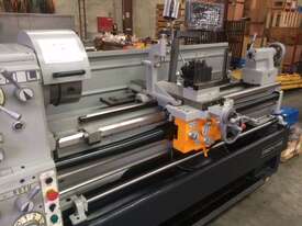 Romac 510mm swing x 1500mm between centres lathe  - picture0' - Click to enlarge