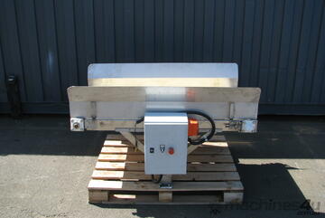 Food Grade STAINLESS STEEL Motorised Belt Conveyor - 1.35m long