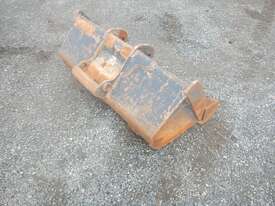 970mm Mud Bucket to suit 3 Ton Excavator - picture2' - Click to enlarge