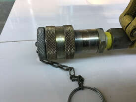 Enerpac Hydraulic Hand Pump Steel Body Porta Power P-14 - Used Item - picture1' - Click to enlarge