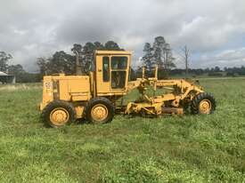 Caterpillar 120G Grader - picture2' - Click to enlarge