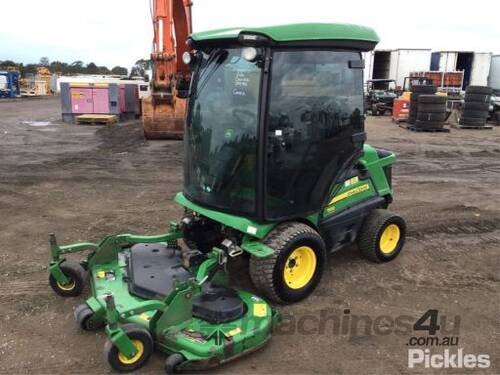 2016 John Deere 1585 Terrain Cut