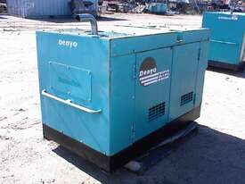 Denyo portable diesel air compressor 180CFM - picture1' - Click to enlarge