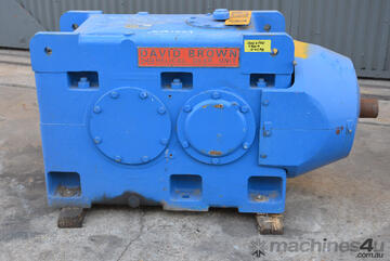 DAVID BROWN GEARBOX P2 355 17.13:1 Enclosed Gear Drive Gear Box 160mm Shaft