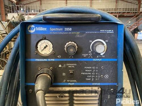 Miller Spectrum 2050 Plasma Cutter