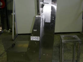 Stainless Steel Inclined Belt Conveyor. - picture0' - Click to enlarge