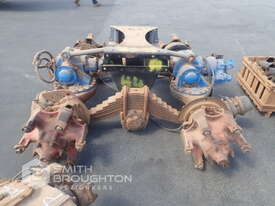 ASSORTED PALLETS COMPRISING OF VARIOUS MACK TRUCK PARTS - picture2' - Click to enlarge