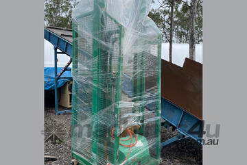 Bin Lifter for waste bins