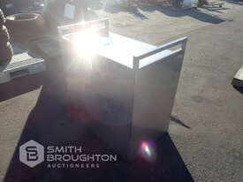 STAINLESS STEEL CABINET - picture1' - Click to enlarge
