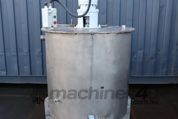 Stainless Steel Tank with Mixer - 540L