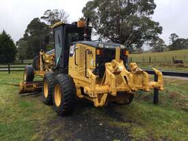 Caterpillar 12M Grader - picture1' - Click to enlarge