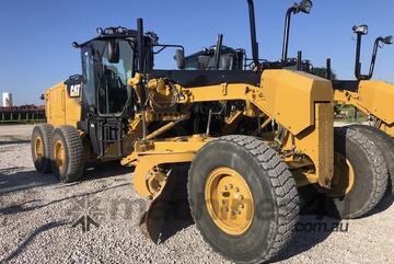 2015 CAT 12M3 Grader 8,300 hrs