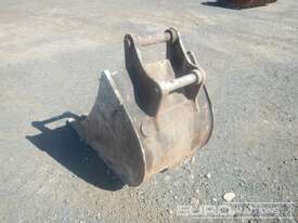 580mm Gp Bucket, Centers 270mm, Ears 200mm, Pins 45mm - picture1' - Click to enlarge