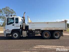 2010 Isuzu Giga CXY455 - picture1' - Click to enlarge